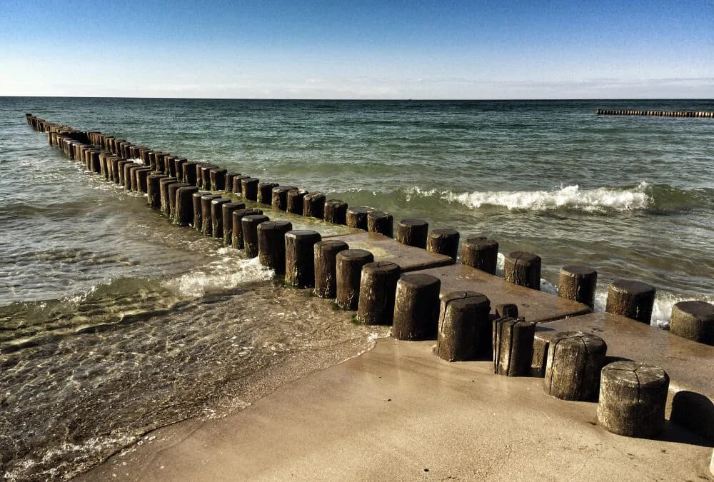 Gdzie najczystsza woda w Bałtyku? Odkryj najlepsze miejsca na wakacje